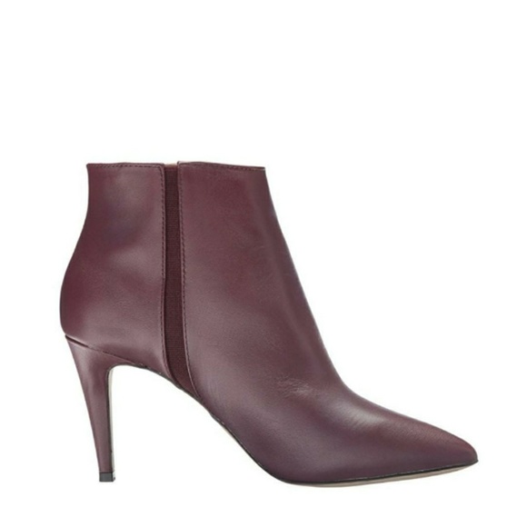 (SOLD) HP | Tahari | Leather Krave Bootie - Picture 3 of 5